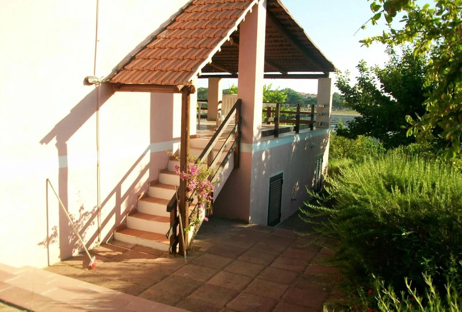 Bouganville Valledoria contacts